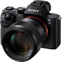 Sony SEL85F18, objetivo FE 85mm F1 8 mid-telephoto prime lens