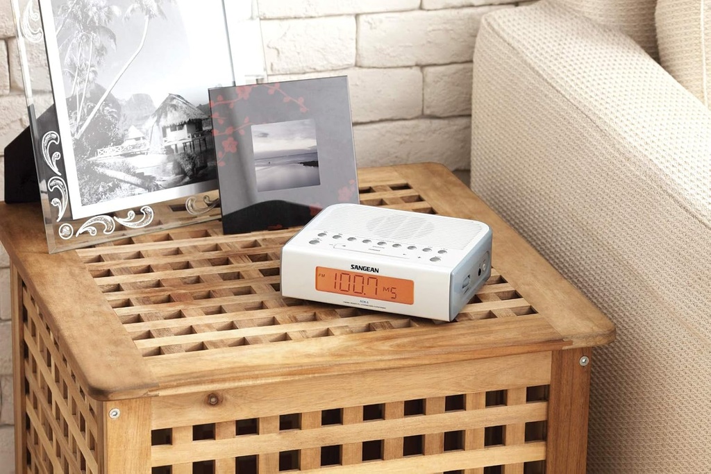 Sangean RCR-5, radio despertador, AM/FM, temporizador de alarma dual
