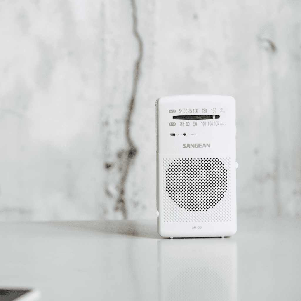 Sangean SR35 SR-35 - Radio Analógica FM/Am, Negro