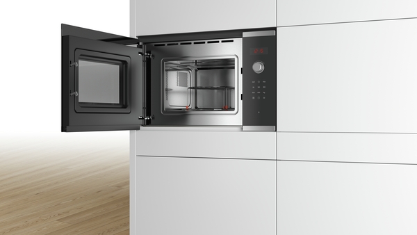Bosch BEL523MS0, Microondas con plato giratorio, inox, cristal  negro y acero, serie 4