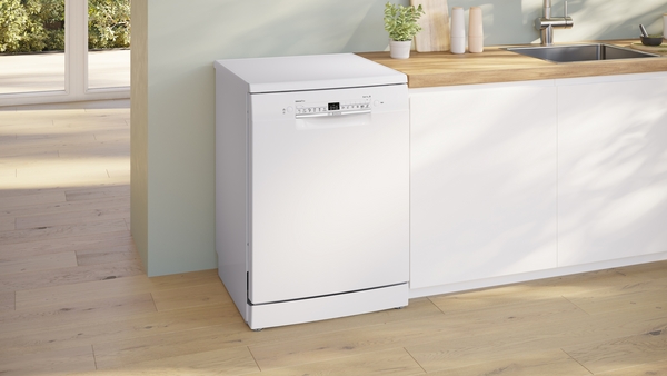 Bosch SMS2HMW04E, lavavajillas de libre instalación, ancho 60 cm, secado Zeolitas, 3ª bandeja, clase D, inox, Serie 2
