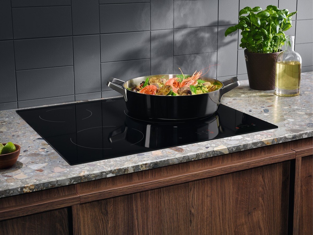 Electrolux EHF6232IOK, placa vitrocerámica, 60cm, radiante, 3 zonas,