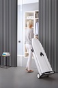 Miele B 4847 FashionMaster, sistema de planchado a vapor, rojo mora