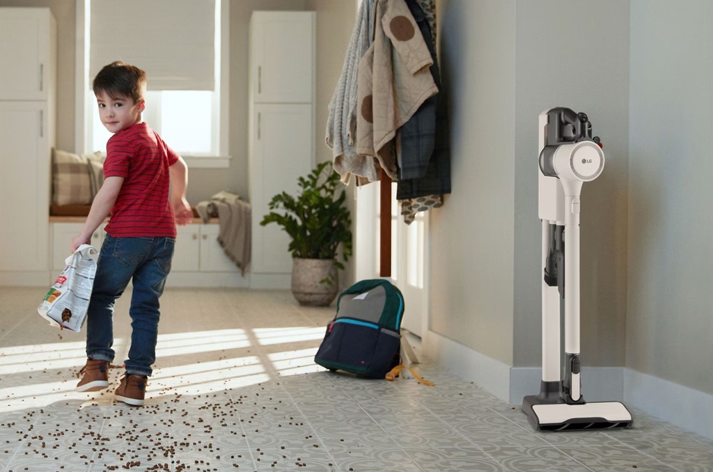 LG A9K Lite1C, aspirador escoba, 220w succión, sistema de compresión de polvo, filtro HEPA, blanco