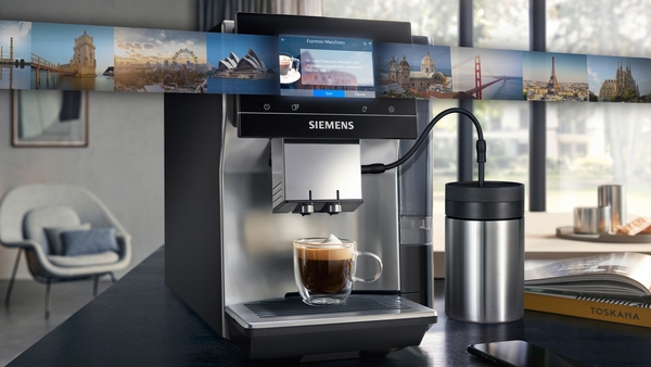 Siemens TP715R01, cafetera superautomática, EQ700 classic, negro y gris, depósito de agua extraíble