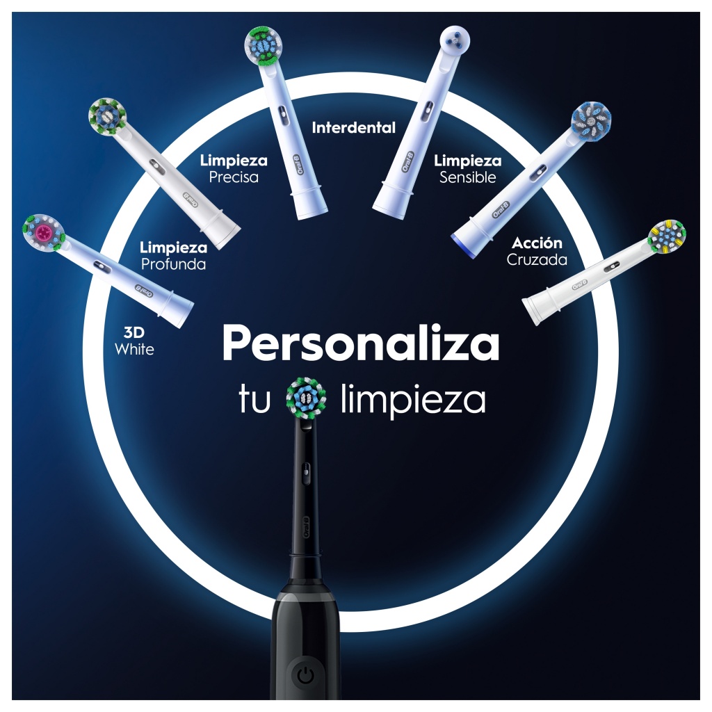 Oral-B Pro series 3, cepillo eléctrico negro, pack regalo 4 recambios Cross Action