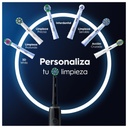 Oral-B Pro series 3, cepillo eléctrico negro, pack regalo 4 recambios Cross Action
