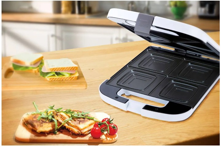 Jata SW551, sandwichera, 4 sandwiches, 1400w, tostado rápido y uniforme, blanco