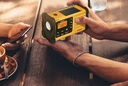 Sangean MMR-88 , radio de emergencia, manivela y carga solar, AM / FM, amarillo