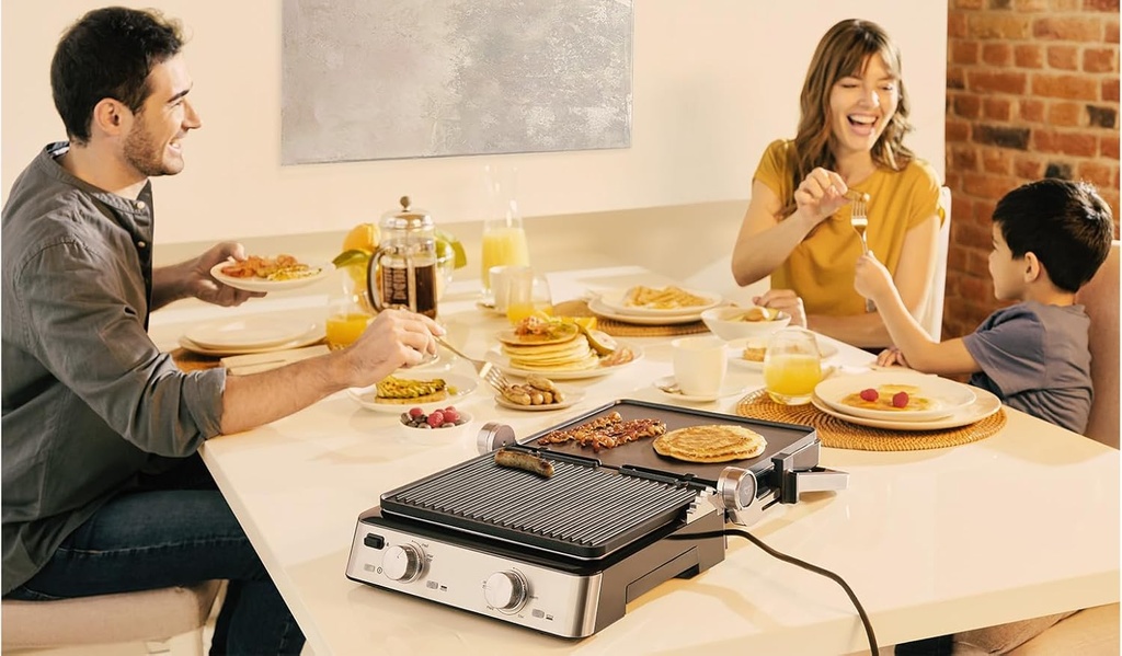 Braun CG7020, multigrill 7, 2000W, bandeja recogegrasa, controles de temperatura independientes, inox
