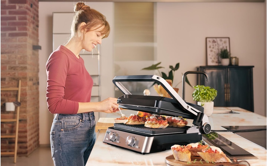 Braun CG7020, multigrill 7, 2000W, bandeja recogegrasa, controles de temperatura independientes, inox