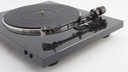 Denon DP300, giradiscos automático, 45 RPM, Sistema anti vibratorio, ecualizador Phono, Brazo recto.