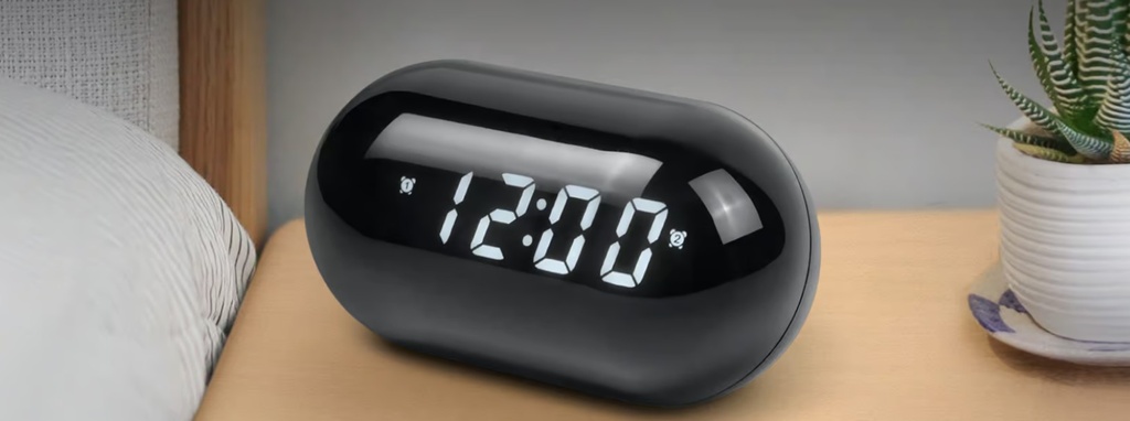 Muse M-15 GL, Radio Despertador, Doble Alarma, Radio FM, Negro