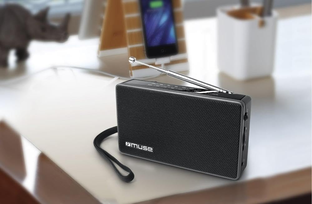 Muse M-030 R, Radio portátil, 2 bandas (FM/AM), Antena telescópica, Encendido y apagado en el botón de volumen, Toma de auriculares, Entrada auxiliar mini-jack