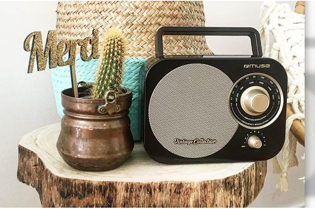 Muse M-055 RB, Radio portátil, 2 bandas (FM/AM), Antena telescópica, Encendido y apagado en el botón de volumen, Entrada auxiliar