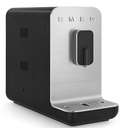 Smeg BCC11BLMEU, cafetera automática express, 19 bares de presión, molinillo integrado con 11 niveles de molienda, 4 especialidades de café, función de agua caliente, depósito de agua de 1,4 litros, negro