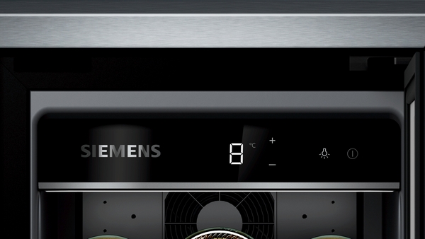 VINOTECA INTEGRABLE SIEMENS 82x30 CM KU20WVHF0