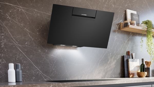 Siemens LC87KFN60, Campana decorativa de pared 80 cm Cristal negro A+