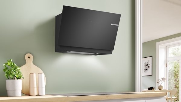 Bosch DWK81AN60, Campanas decorativas inclinadas, cristal negro , serie 6