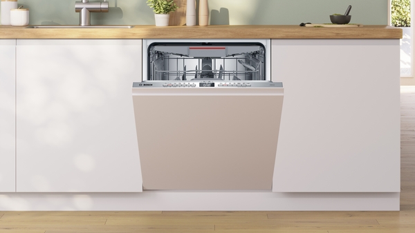 Bosch SBH4HVX00E, lavavajillas integrable, ancho 60 cm, puerta deslizante, 3ª bandeja, clase D, inox, Serie 4