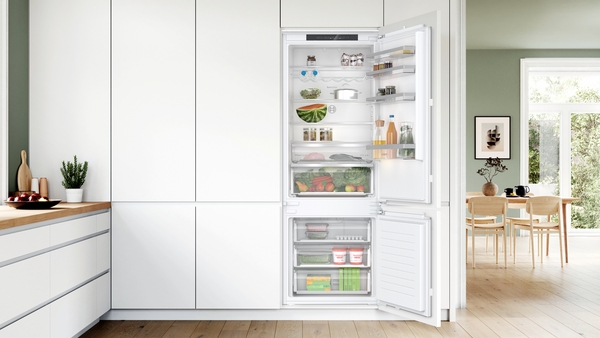 Bosch KBN96VFE0, Frigorífico combi integrable, 2 puertas, No Frost, 194 x 71 cm, Inox, Serie 4