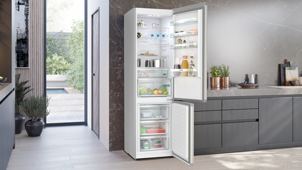 Siemens KG39NXIBF, frigorífico combinado de libre instalación, inox, 203 x 60 cm, iQ300, clase C