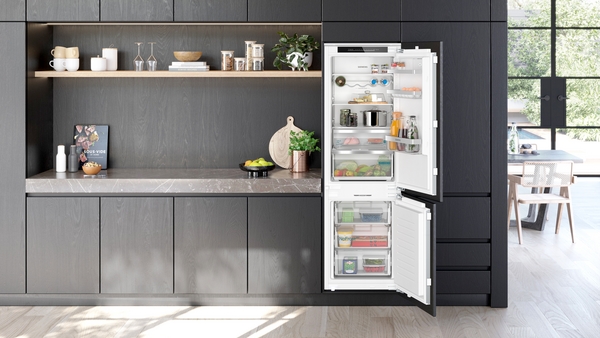 Siemens KI86NADD0, frigorífico combinado integrable,  inox, no frost, 177 x 56 cm, iQ500, clase D