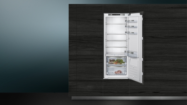 Siemens KI51FADE0, frigorífico integrable, 140 x 56cm, cierre Softclose, puerta fija, iQ700, clase E