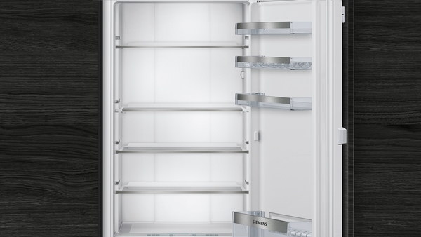 Siemens KI51FADE0, frigorífico integrable, 140 x 56cm, cierre Softclose, puerta fija, iQ700, clase E